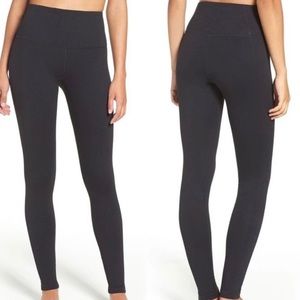 Zella Live In high waisted leggings